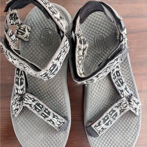 Teva Original Universal Sandals Men’s Size 10 Gray Sport Hiking Outdoor Sandals